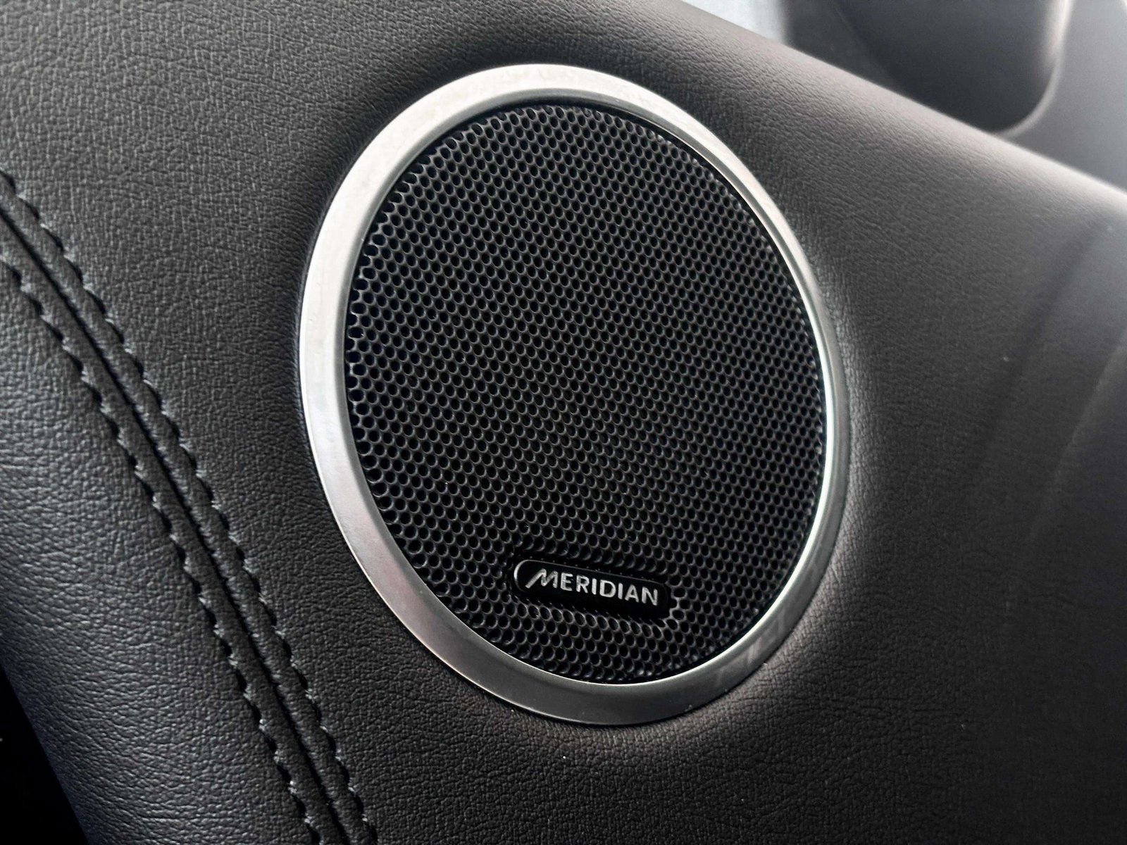 Used 2022 Land Rover Range Rover P525 Westminster Edition image 23