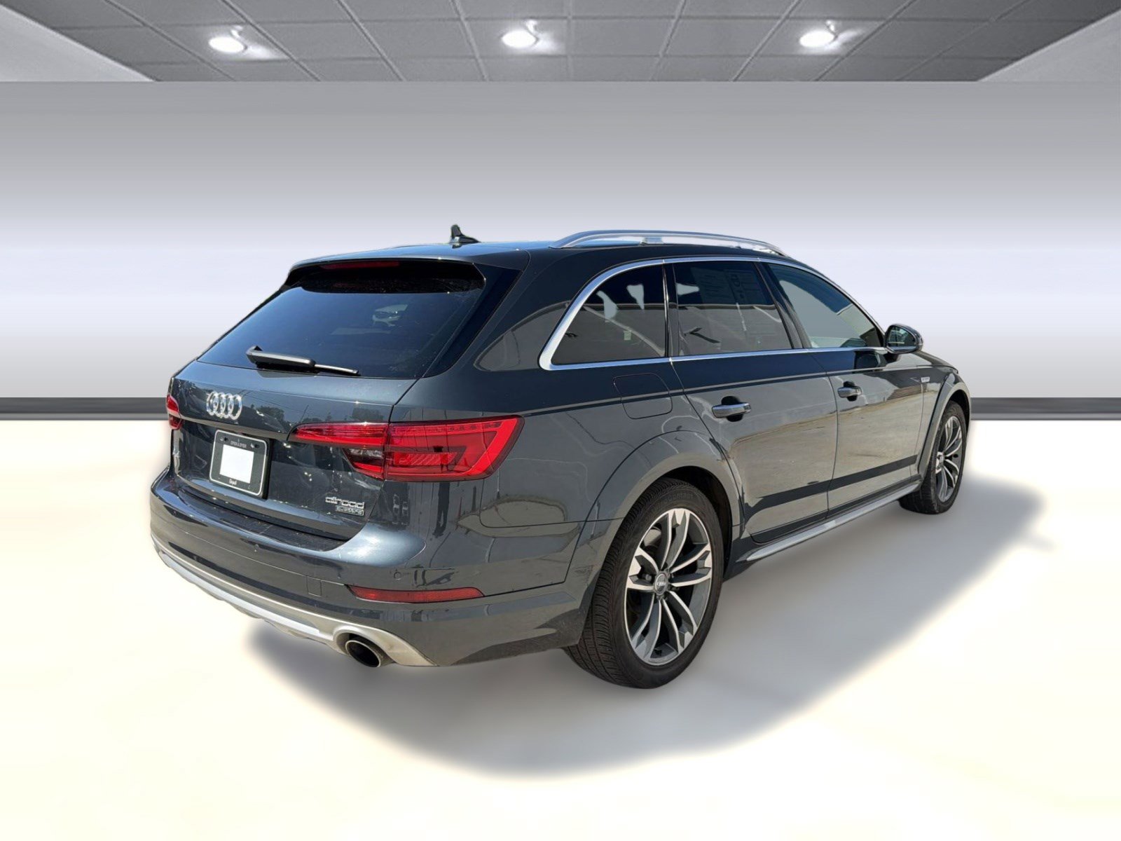 Used 2017 Audi A4 2.0T allroad Premium Plus image 9