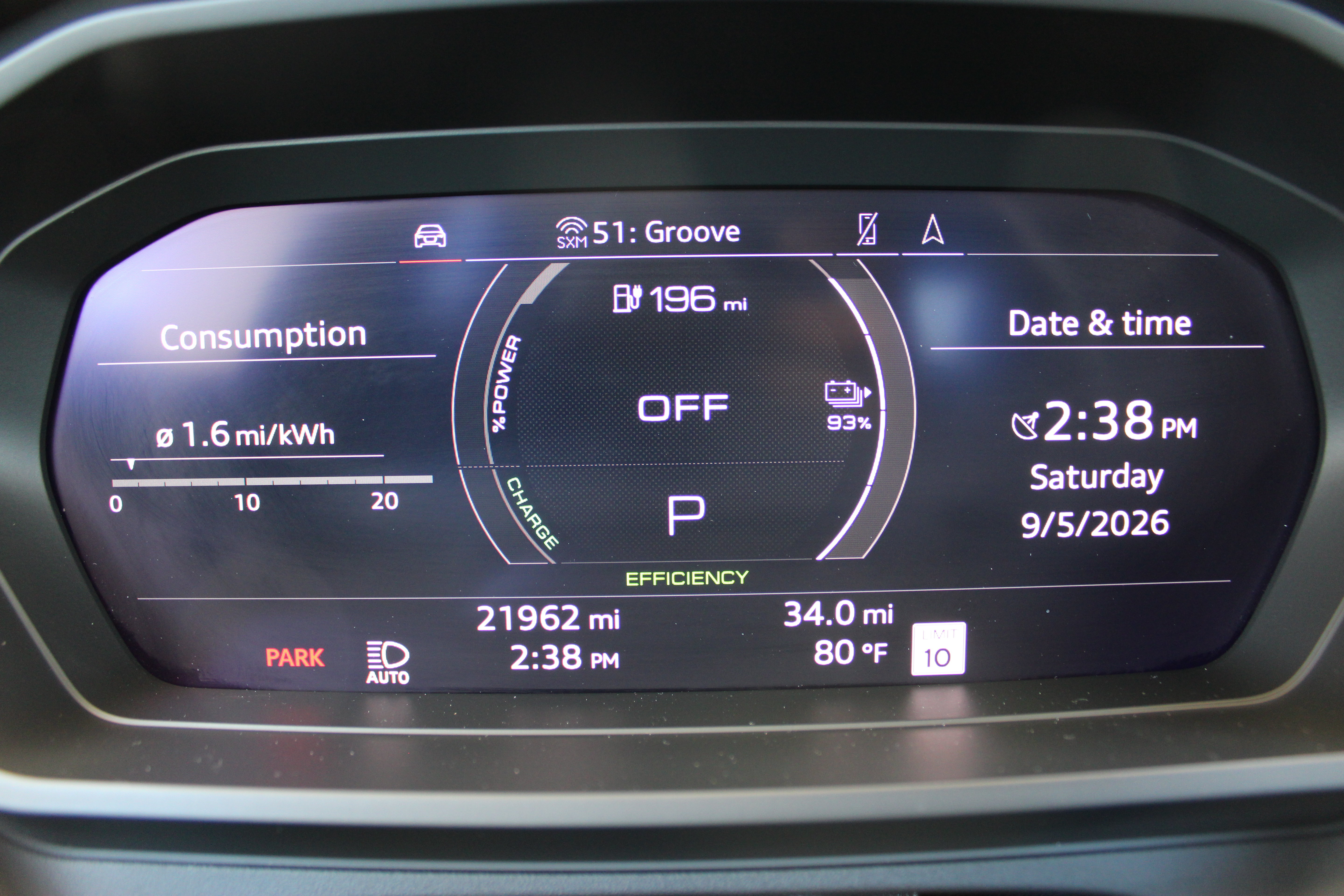 Used 2023 Audi Q4 e-tron Premium Plus w/ Premium Plus AWD/4WD image 18