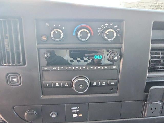 New 2026 Chevrolet Express 2500 Extended w/ Communications Package RWD image 13