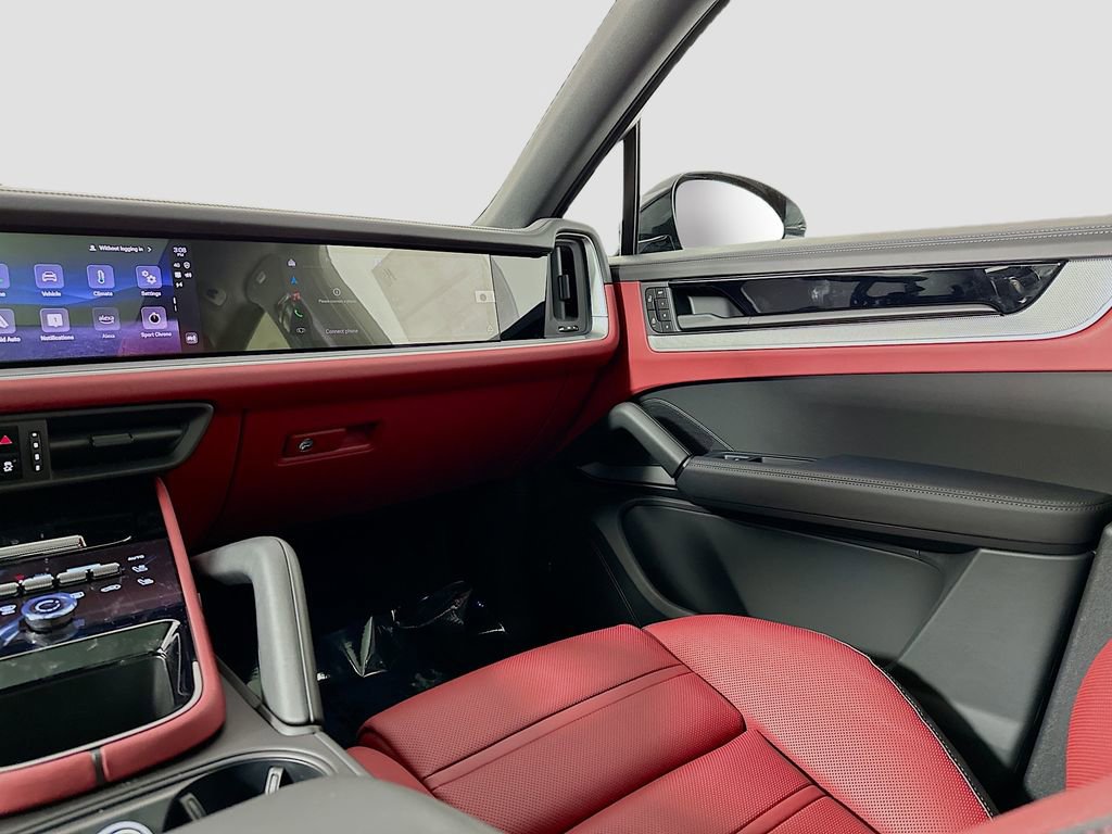 New 2026 Porsche Cayenne Coupe image 26