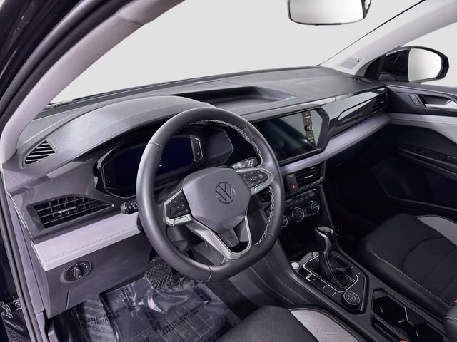 Certified 2023 Volkswagen Taos SEL AWD/4WD image 9