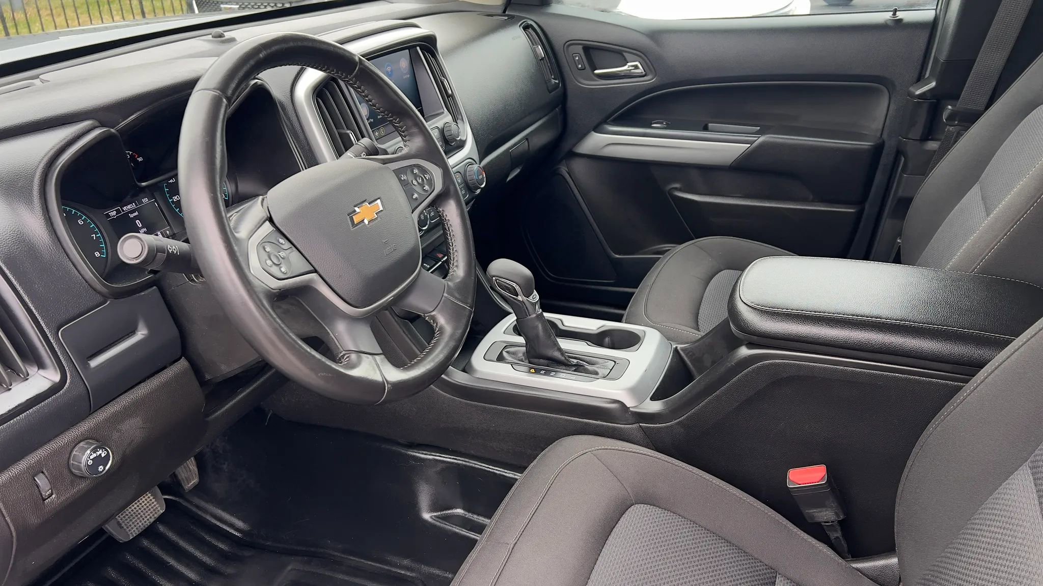 Used 2022 Chevrolet Colorado LT w/ Fleet Safety Package RWD image 17
