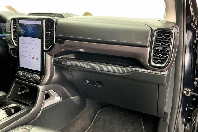 Used 2024 Ford Ranger Lariat w/ FX4 Off-Road Package image 16