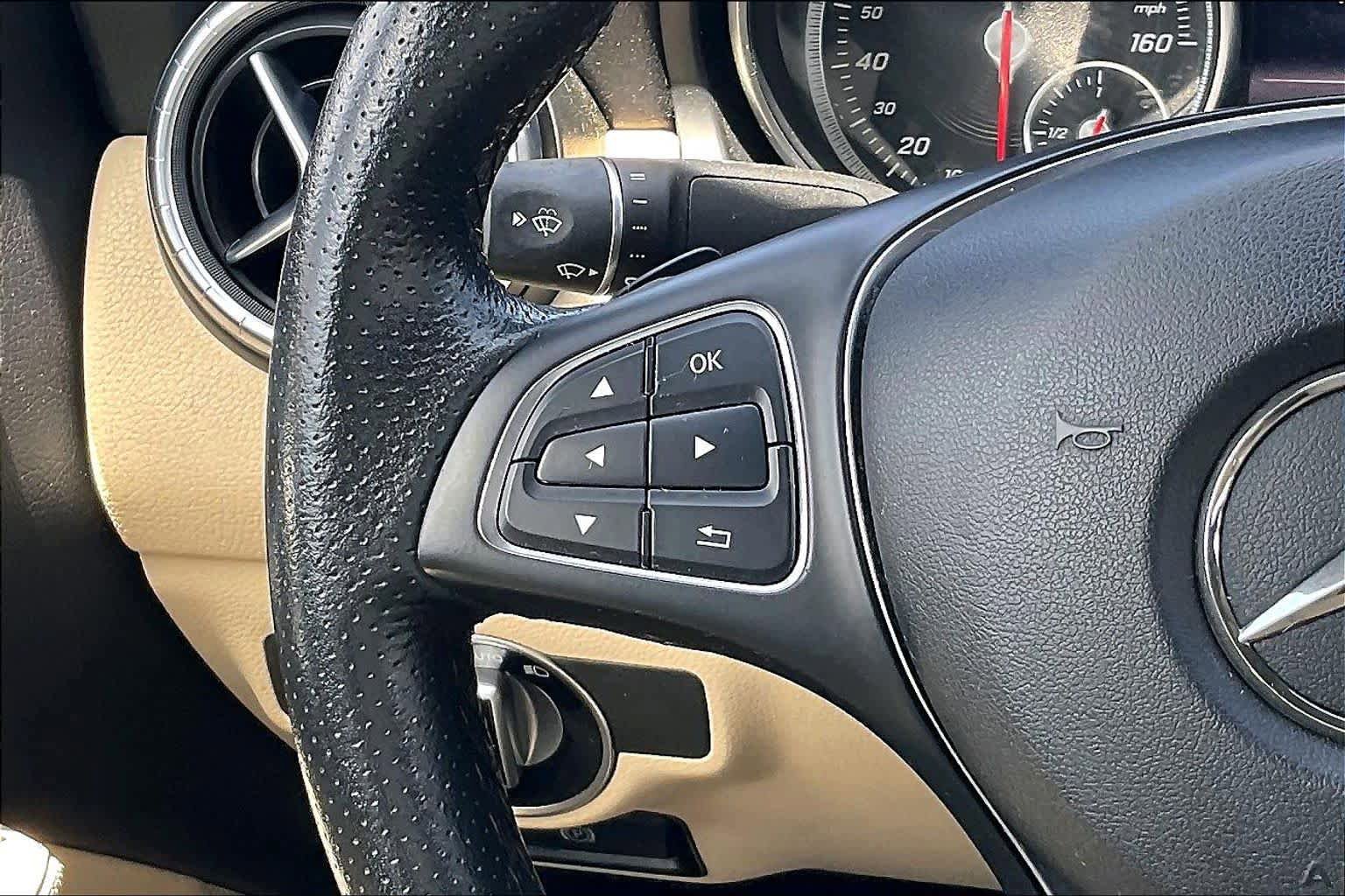 Used 2018 Mercedes-Benz CLA 250 image 24