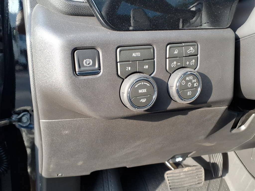 New 2026 Chevrolet Silverado 1500 RST w/ Safety Package AWD/4WD image 15
