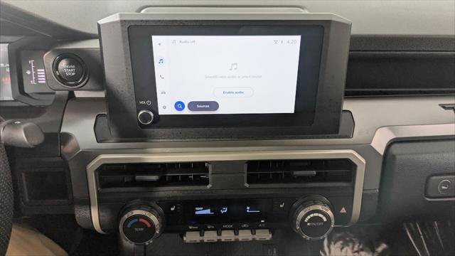 Used 2025 Toyota Tacoma SR5 AWD/4WD image 28