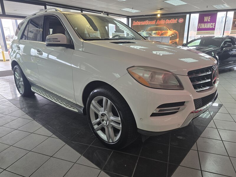 Used 2015 Mercedes-Benz ML 350 2WD w/ Premium 1 Package image 3