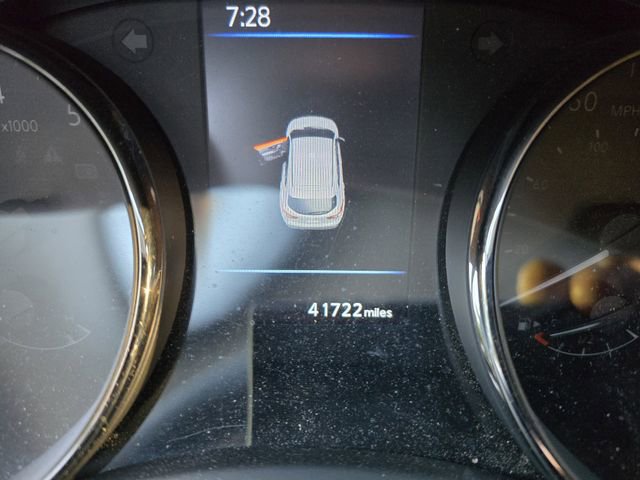 Used 2022 Nissan Rogue Sport SL FWD image 2