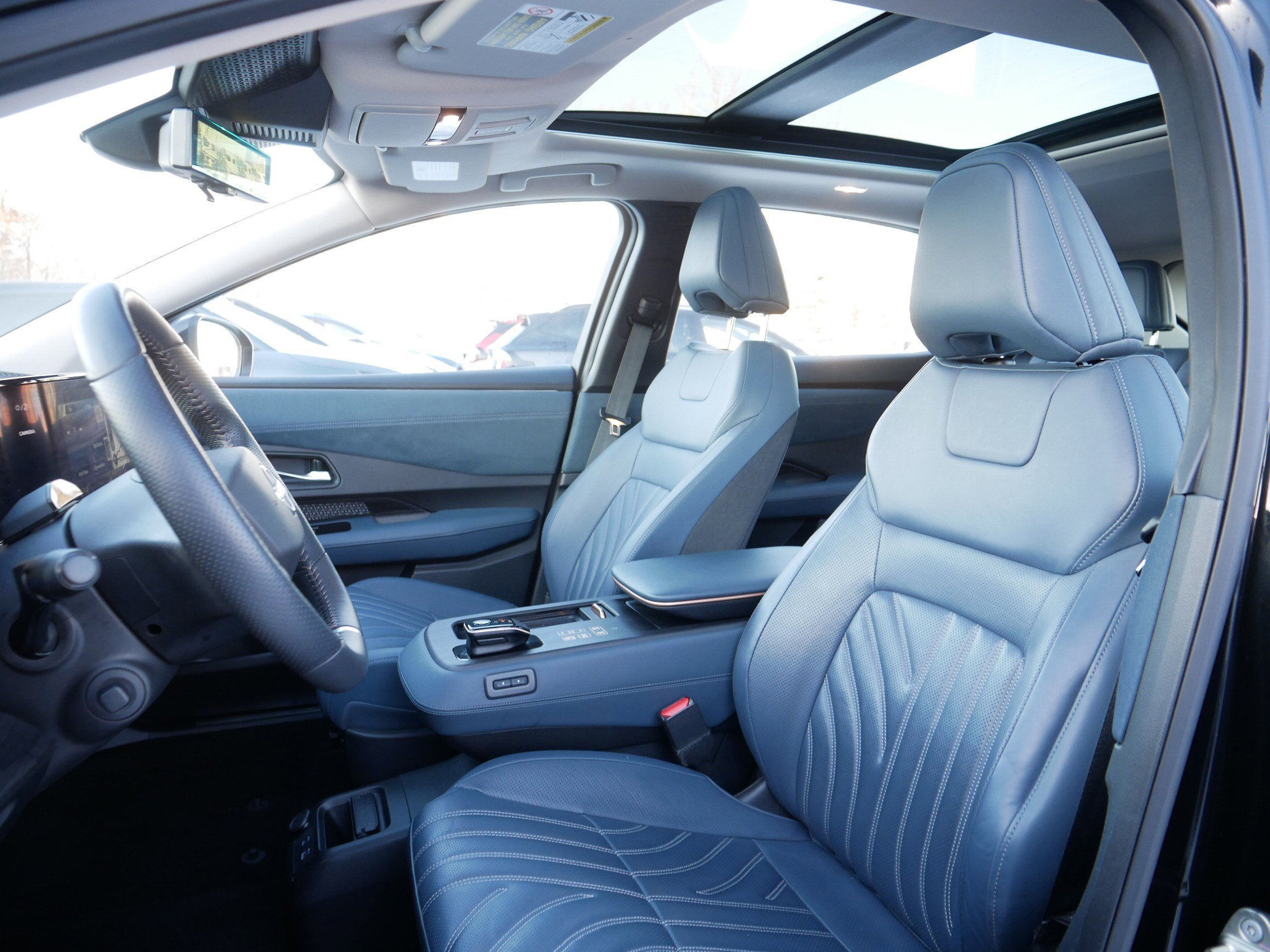 Certified 2023 Nissan Ariya image 34