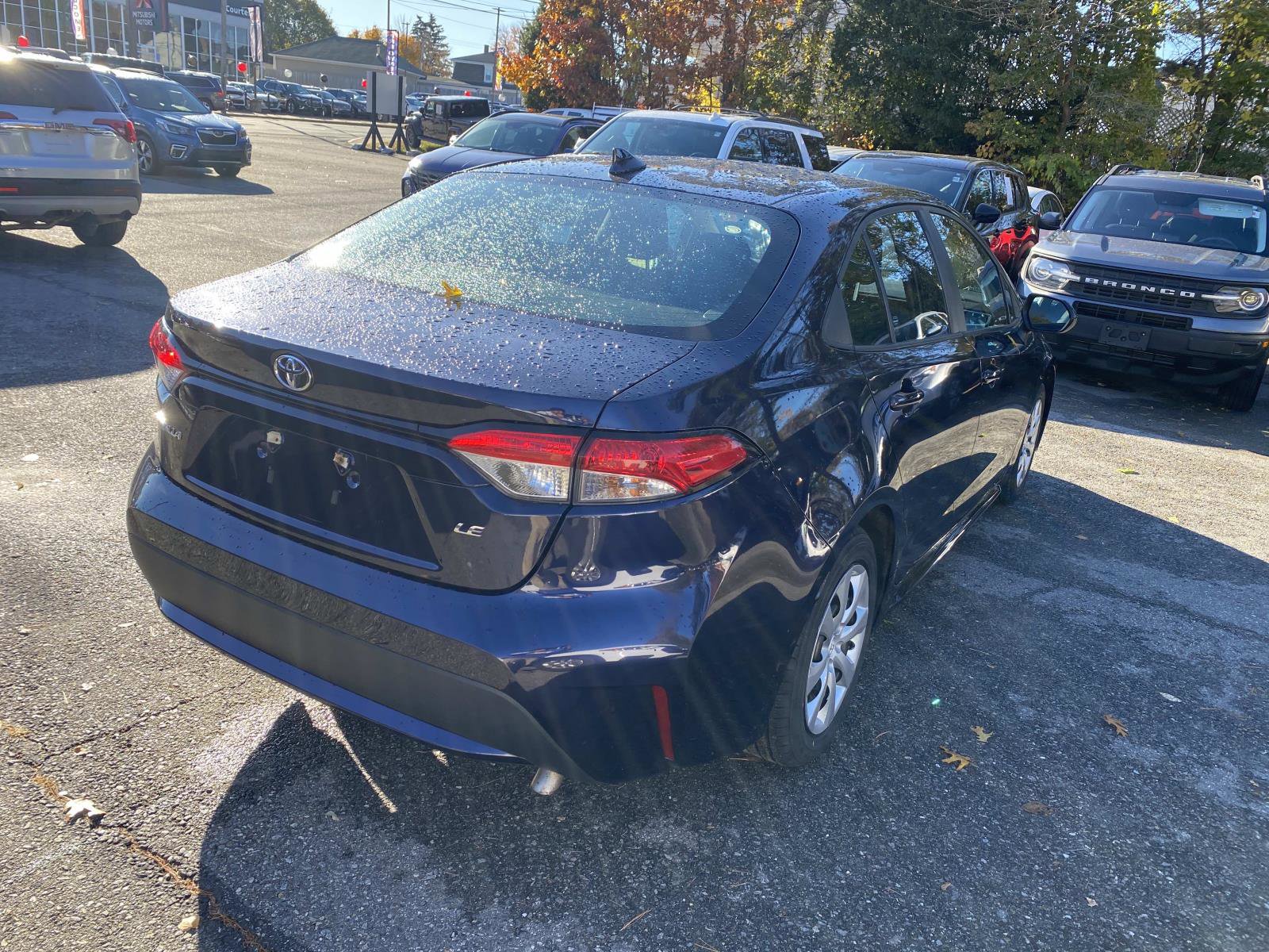 Used 2022 Toyota Corolla LE image 6