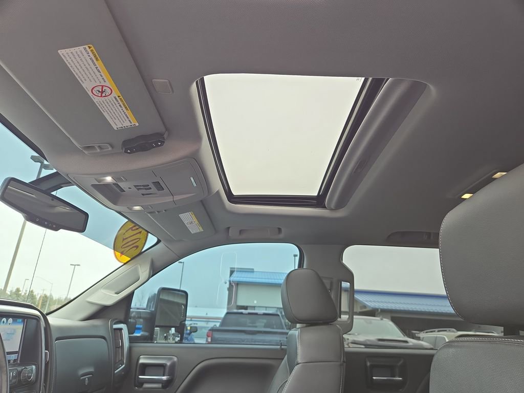 Used 2019 Chevrolet Silverado 3500 LTZ image 27