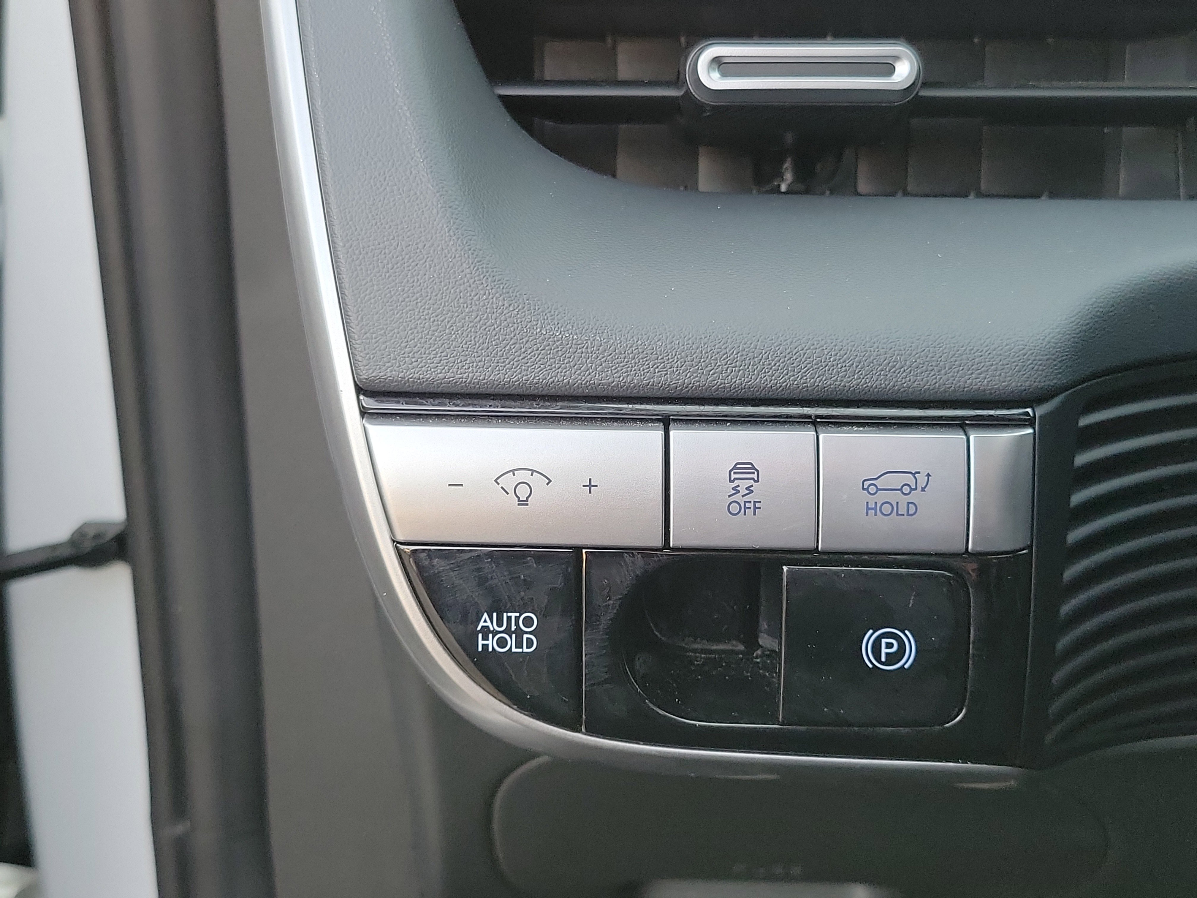 Certified 2024 Hyundai Ioniq 5 SEL RWD image 18