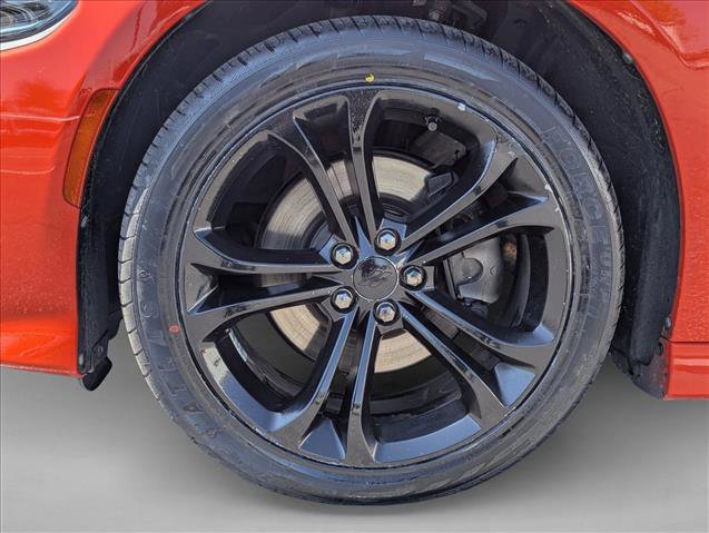 Used 2022 Dodge Charger GT w/ Plus Group RWD image 9