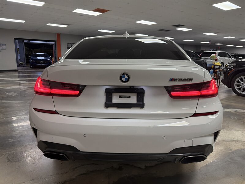 Used 2020 BMW M340i w/ Parking Assistance Package RWD image 11
