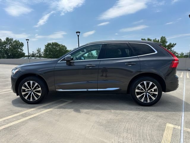 Certified 2023 Volvo XC60 B5 Plus w/ Climate Package AWD/4WD image 5