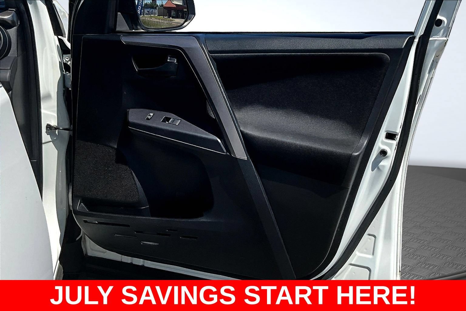 Used 2018 Toyota RAV4 LE w/ All Weather Liner Package AWD/4WD image 35