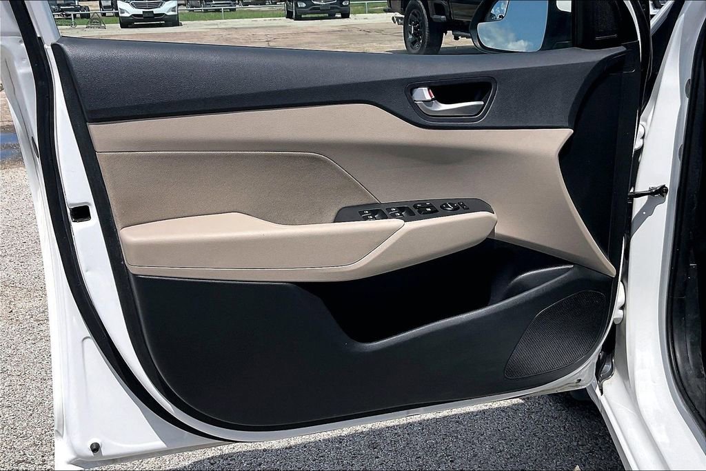 Used 2018 Hyundai Accent SEL FWD image 17