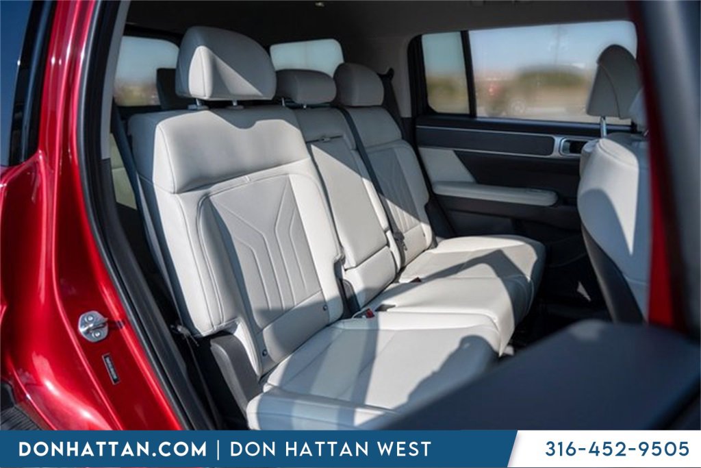 Used 2024 Hyundai Santa Fe SEL image 28
