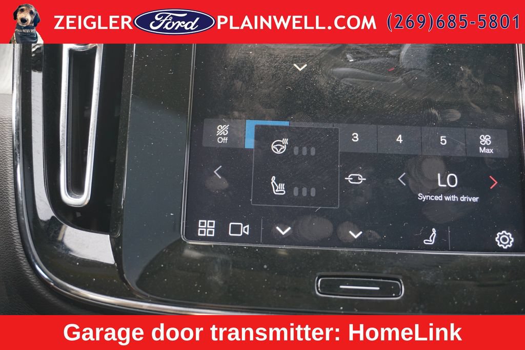 Used 2024 Volvo XC40 B5 Plus w/ Protection Package Premier AWD/4WD image 23