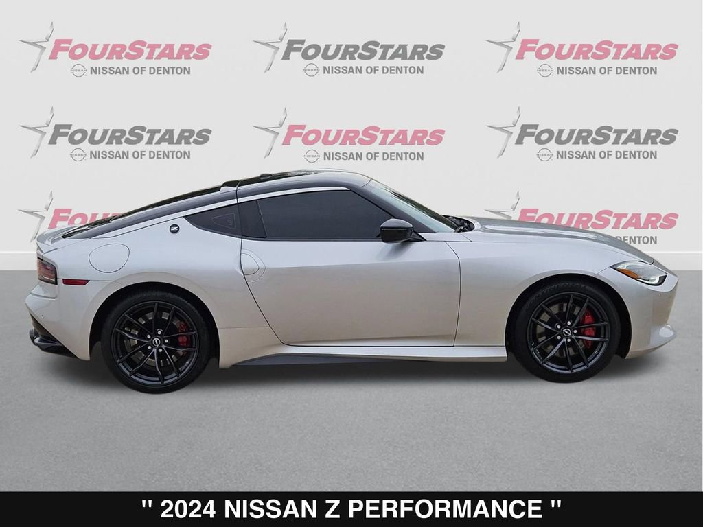 Used 2024 Nissan Z Performance w/ Floor Mat Package image 3