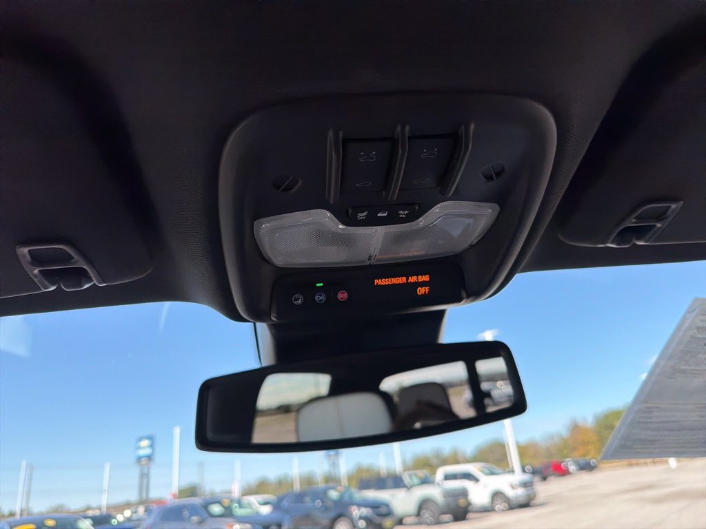 Used 2024 GMC Canyon AT4X image 20