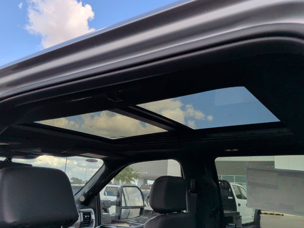 New 2027 Ford F250 Platinum w/ FX4 Off-Road Package AWD/4WD image 24