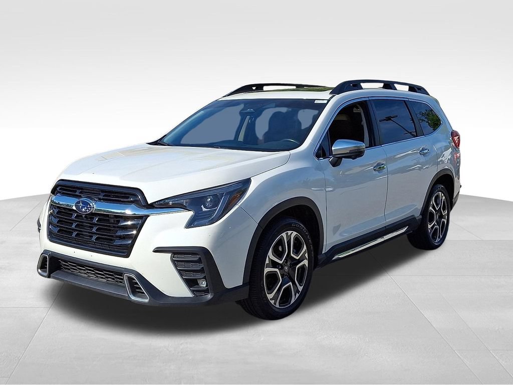 Used 2023 Subaru Ascent Touring AWD/4WD image 3