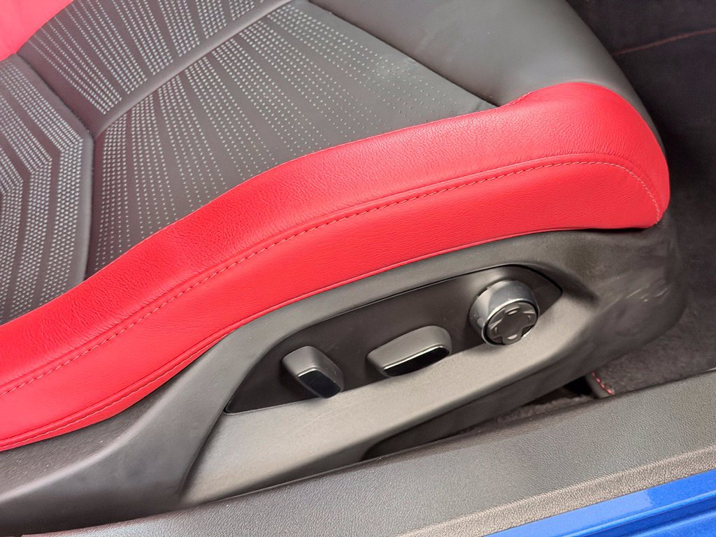 Used 2023 Chevrolet Corvette Z06 RWD image 25
