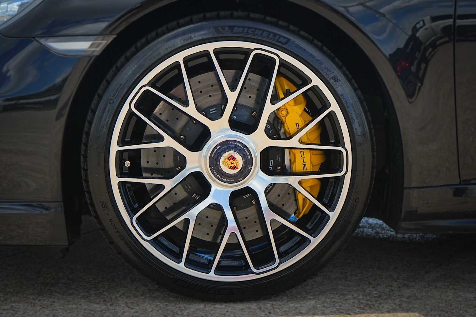 Used 2015 Porsche 911 Turbo S AWD/4WD image 7