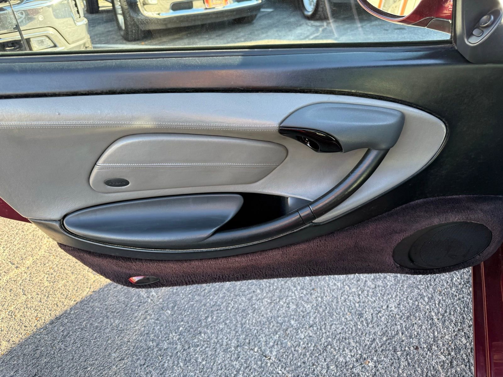 Used 1998 Porsche Boxster image 13