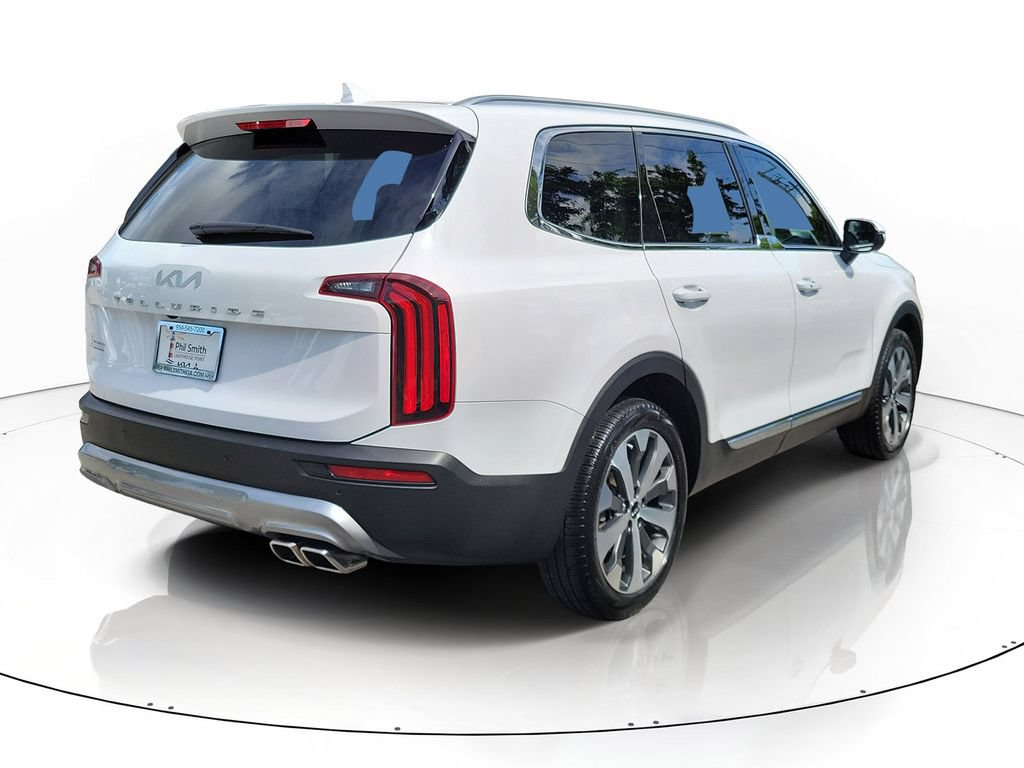 Certified 2022 Kia Telluride EX w/ EX Premium Package FWD image 4