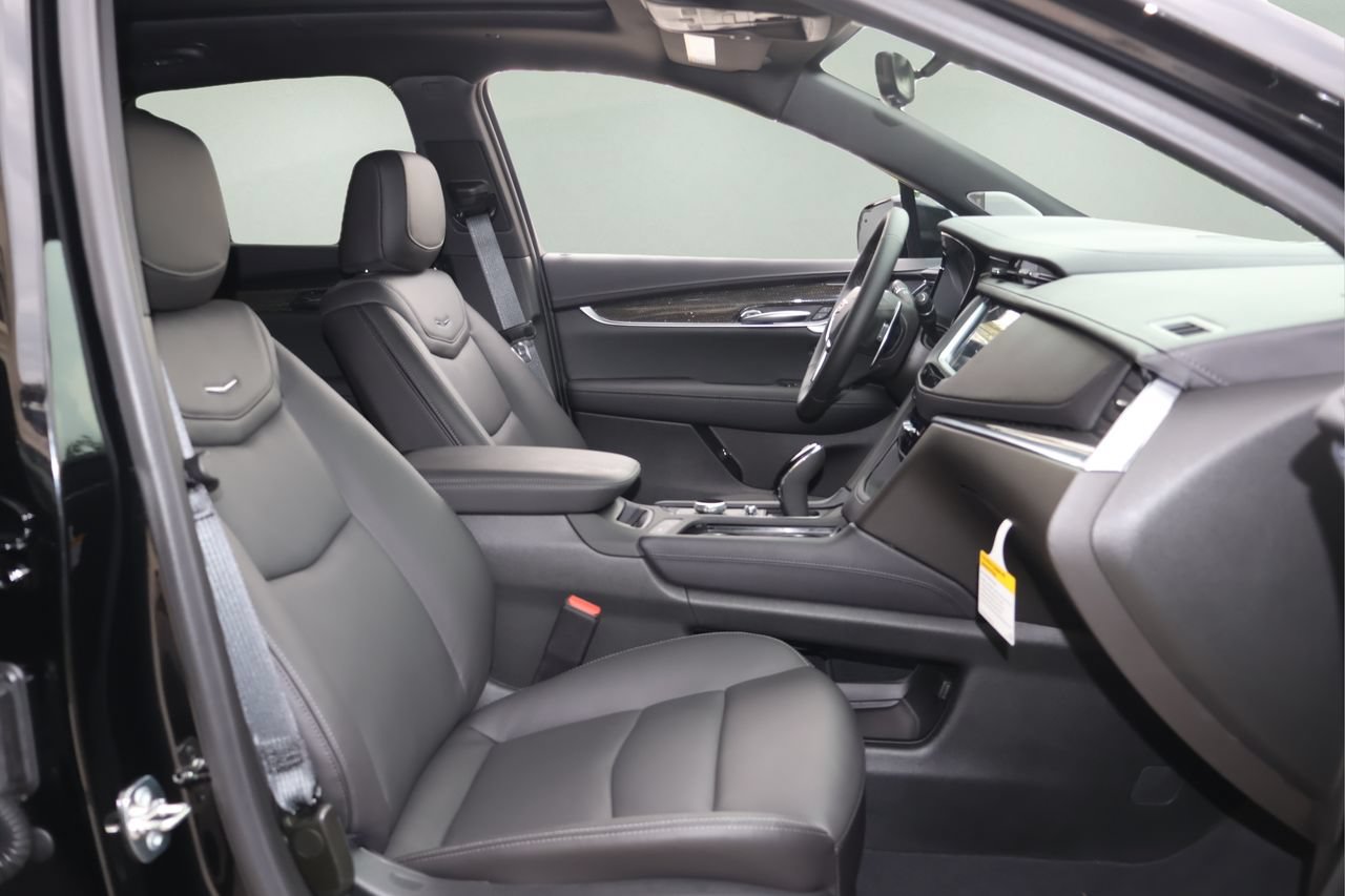 New 2026 Cadillac XT5 Sportv AWD/4WD image 17