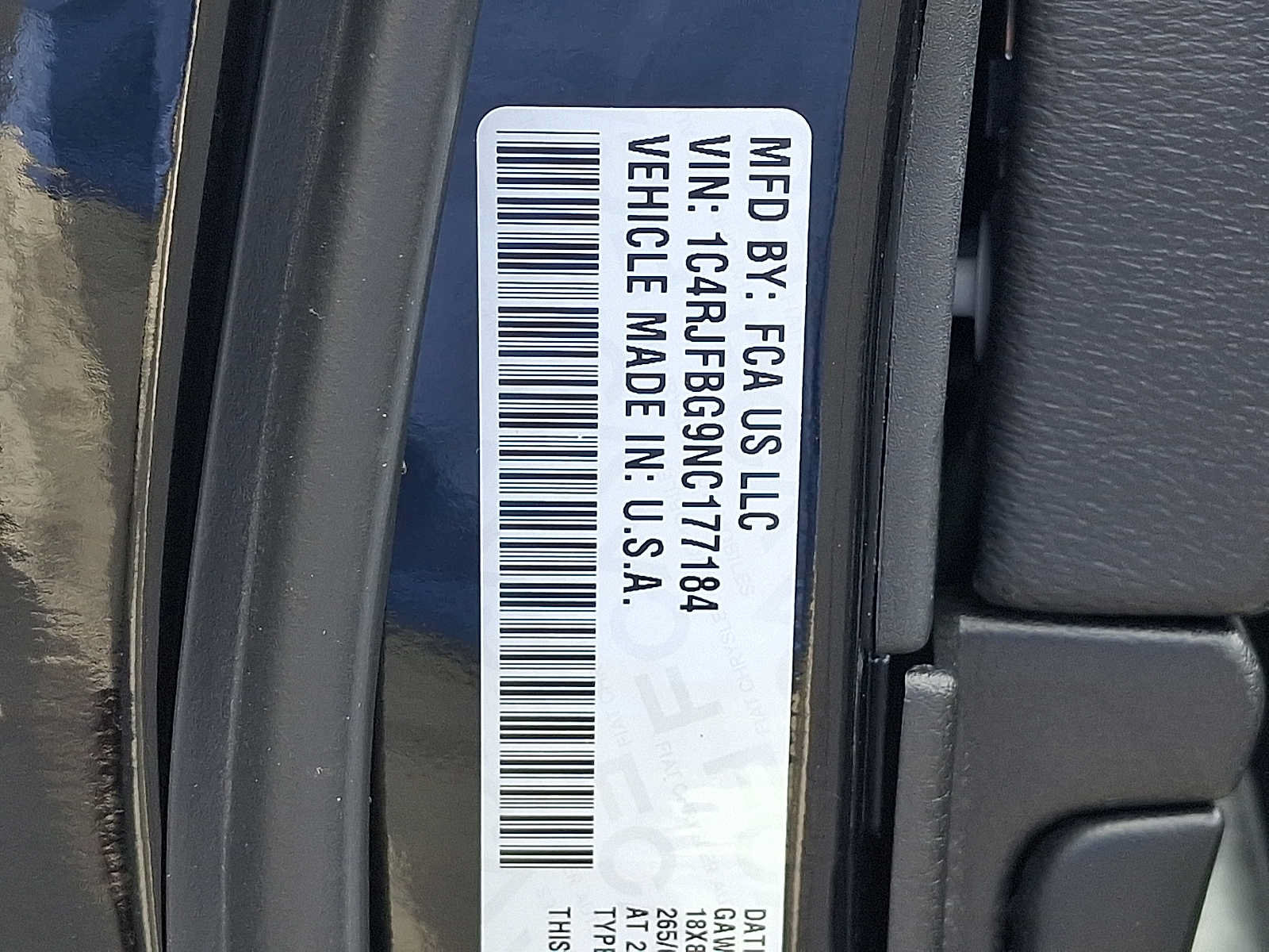Used 2022 Jeep Grand Cherokee Limited AWD/4WD image 26