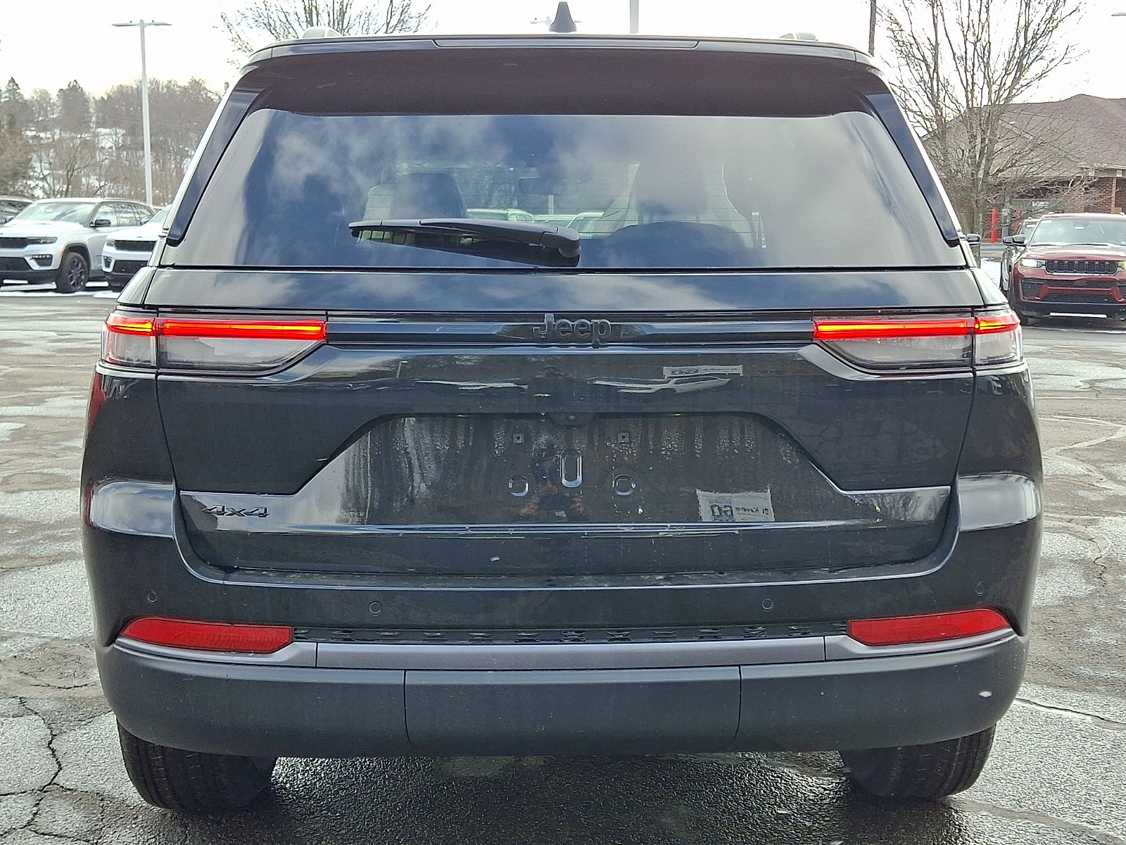 New 2026 Jeep Grand Cherokee Altitude image 5