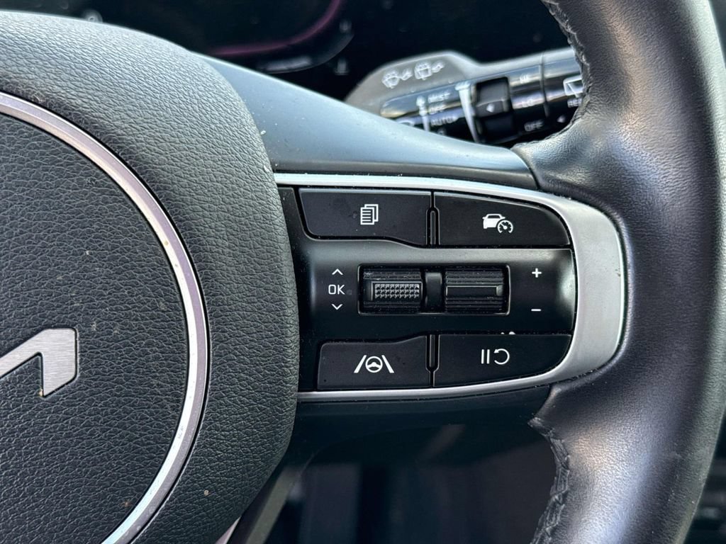 Certified 2023 Kia Sportage EX FWD image 24