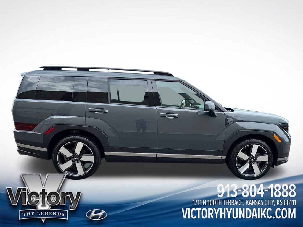Used 2024 Hyundai Santa Fe Limited AWD/4WD image 6