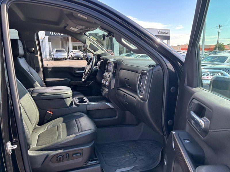 Used 2023 GMC Sierra 3500 Denali w/ Technology Package AWD/4WD image 12