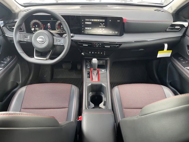 Certified 2025 Nissan Kicks SR FWD image 11