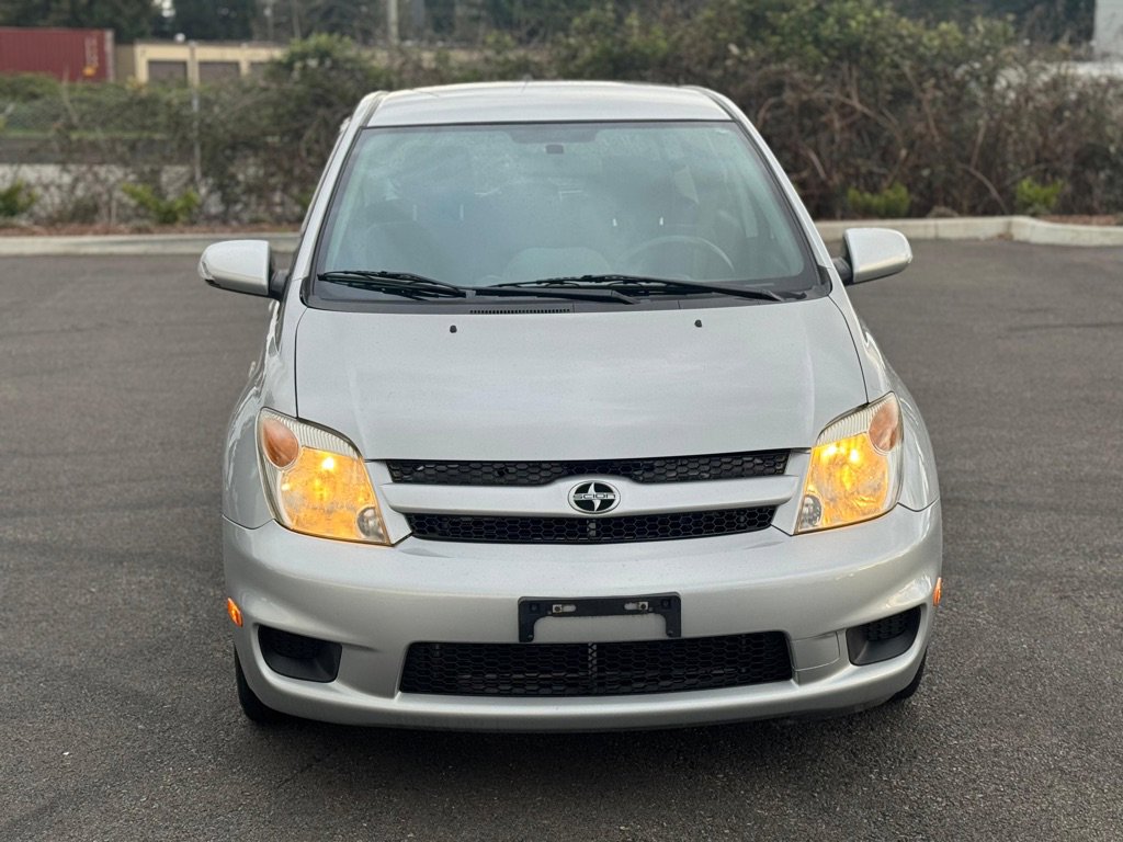 Used 2006 Scion xA FWD image 6