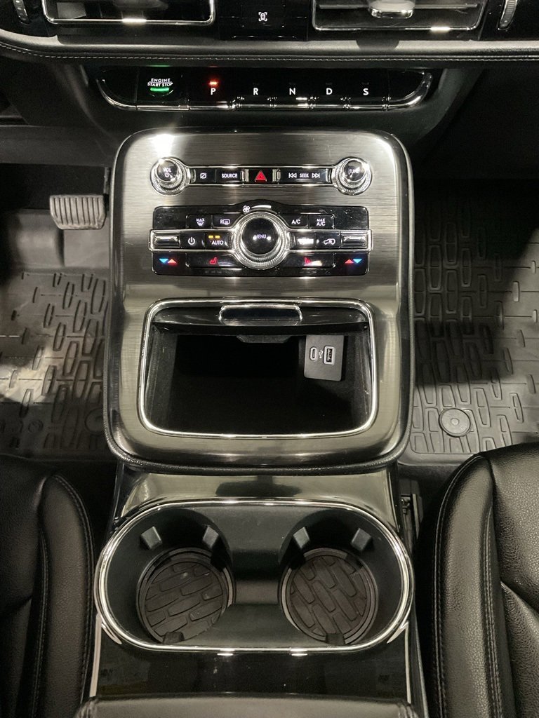 Used 2022 Lincoln Nautilus Standard image 19