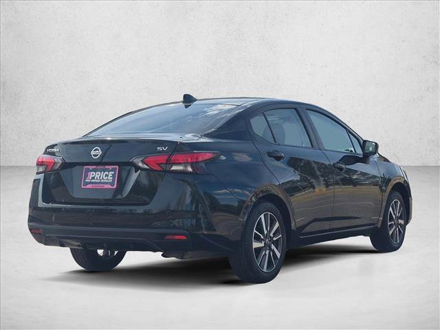 Used 2021 Nissan Versa SV image 5