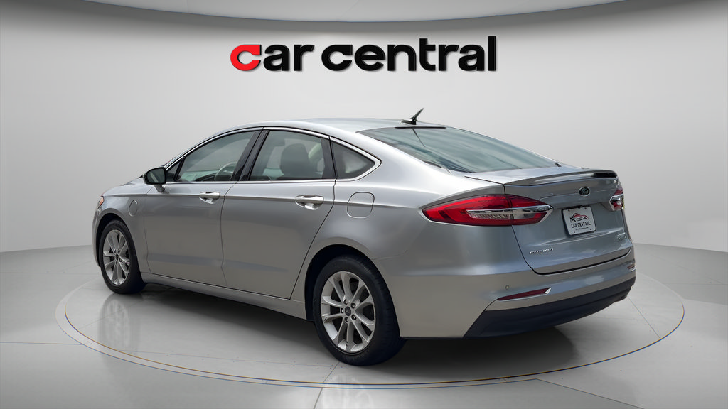Used 2020 Ford Fusion Energi Titanium FWD image 3