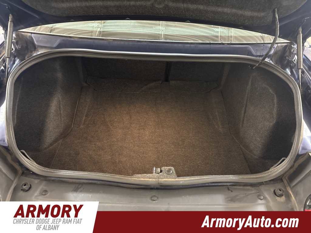 Used 2015 Dodge Challenger R/T Plus image 26