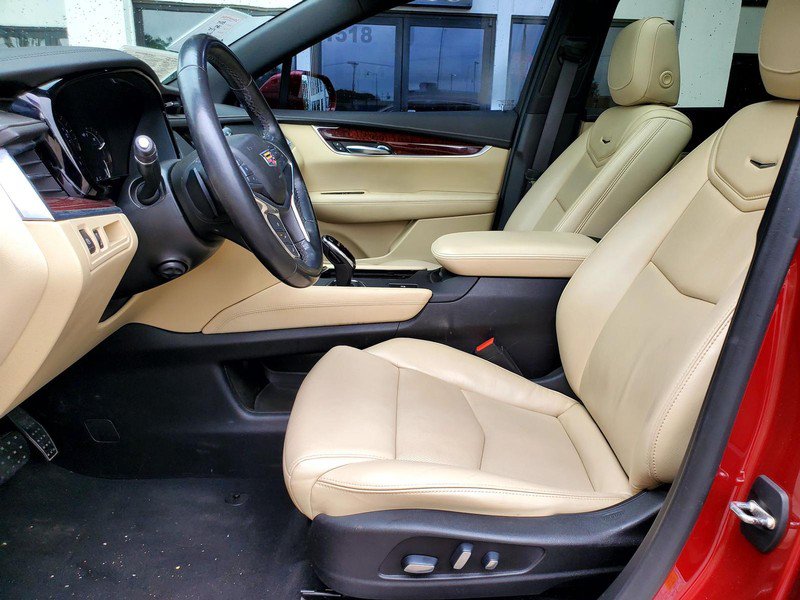 Used 2019 Cadillac XT5 Luxury FWD image 13