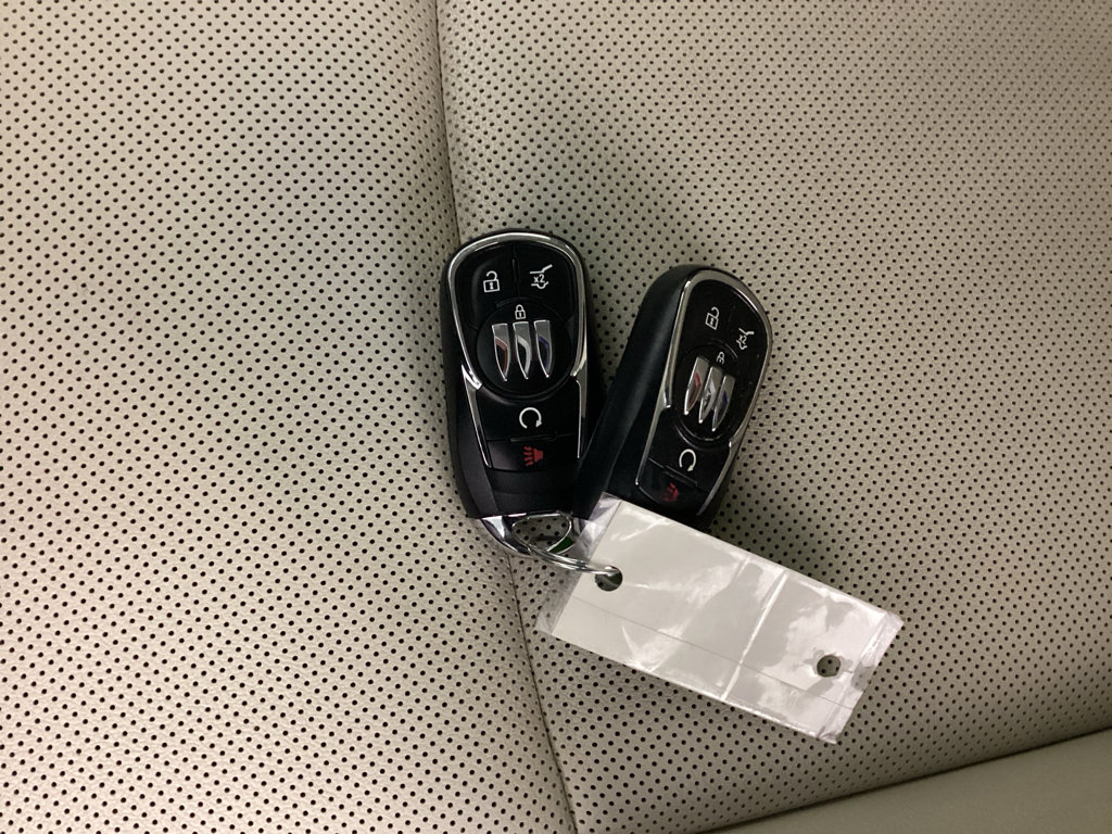 Used 2024 Buick Encore GX Sport Touring w/ Comfort Package FWD image 32