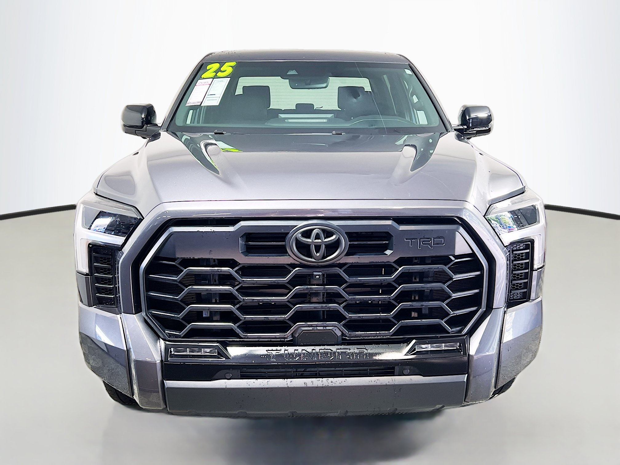 Used 2025 Toyota Tundra Limited w/ TRD Off-Road Package AWD/4WD image 10