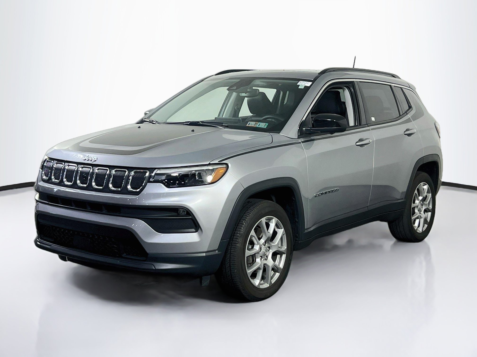 Used 2022 Jeep Compass Latitude w/ Sun and Sound Group