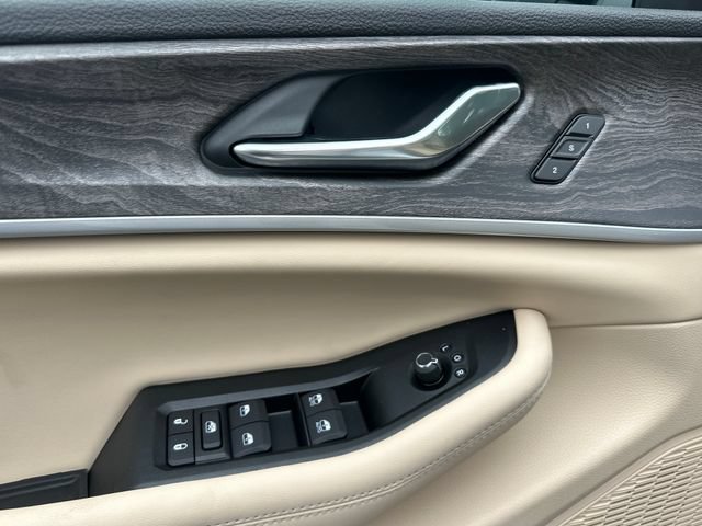 New 2026 Jeep Grand Cherokee L Limited AWD/4WD image 14