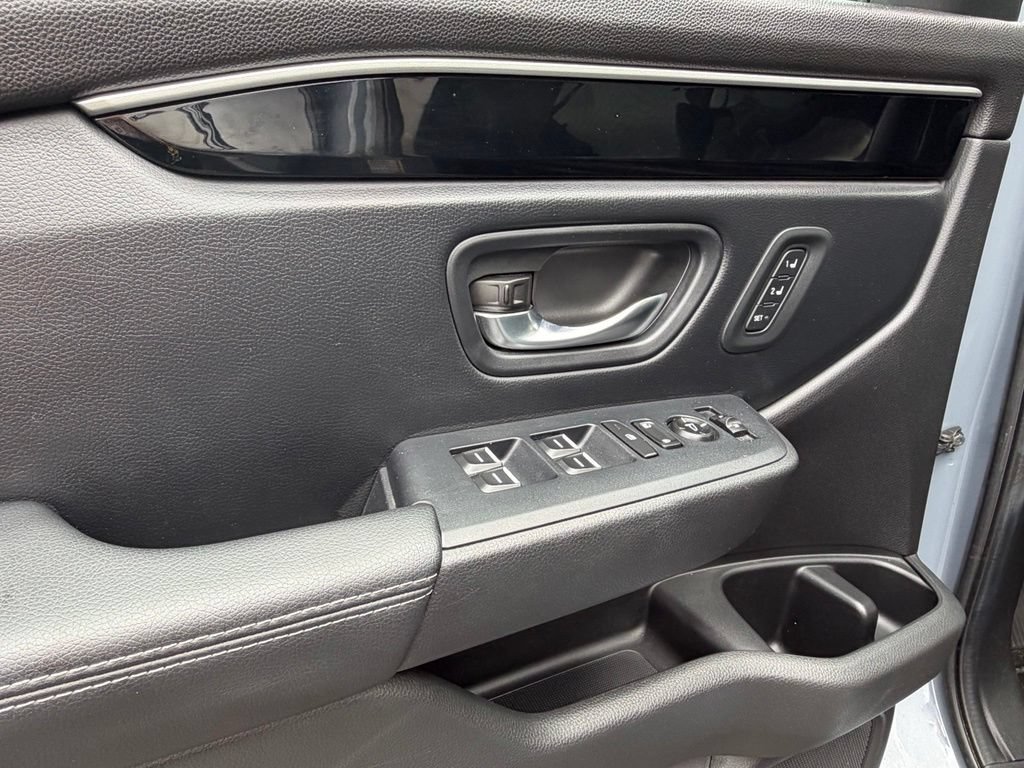 Certified 2023 Honda Pilot Touring image 22
